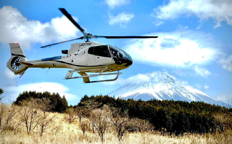 富士山ワイナリーヘリツアー