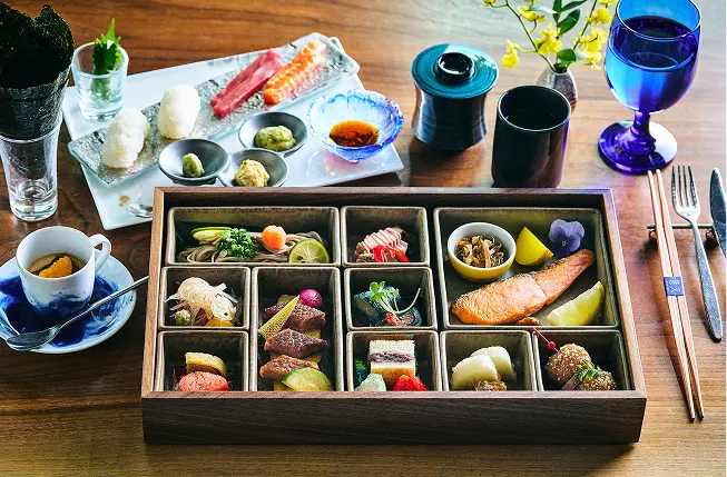 和朝食弁当 “Elegant Washoku Breakfast”