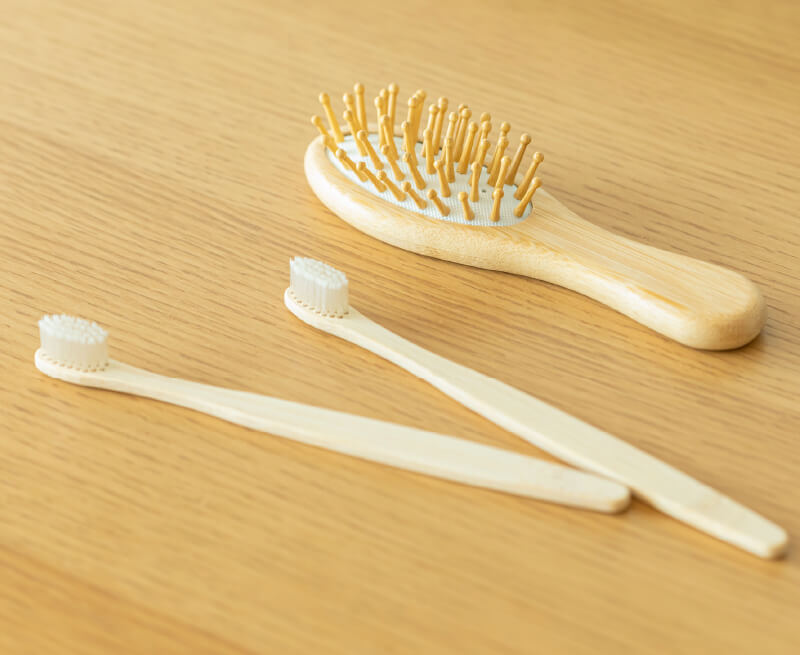 竹歯ブラシ＆木製ブラシの導入