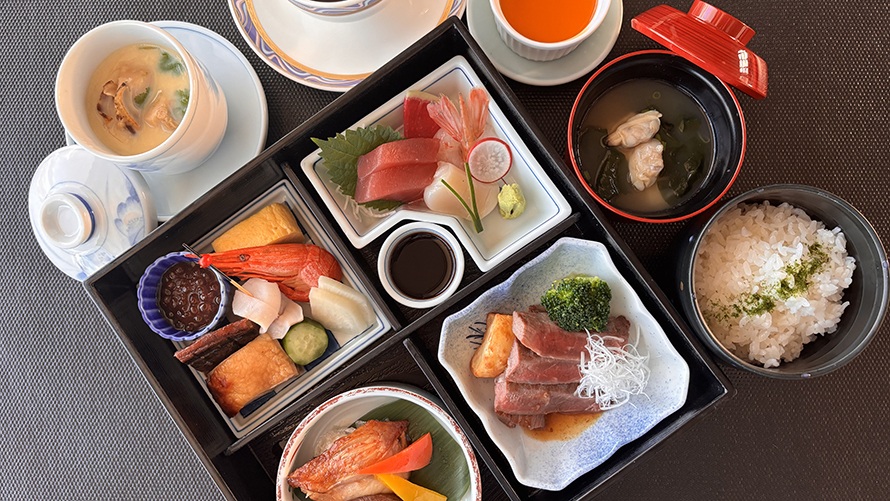 グループ昼食（松花堂弁当）