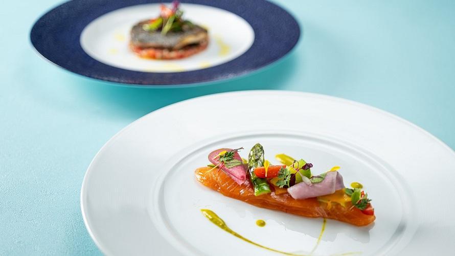 西京味噌で味付けしたサーモンのマリネも好評