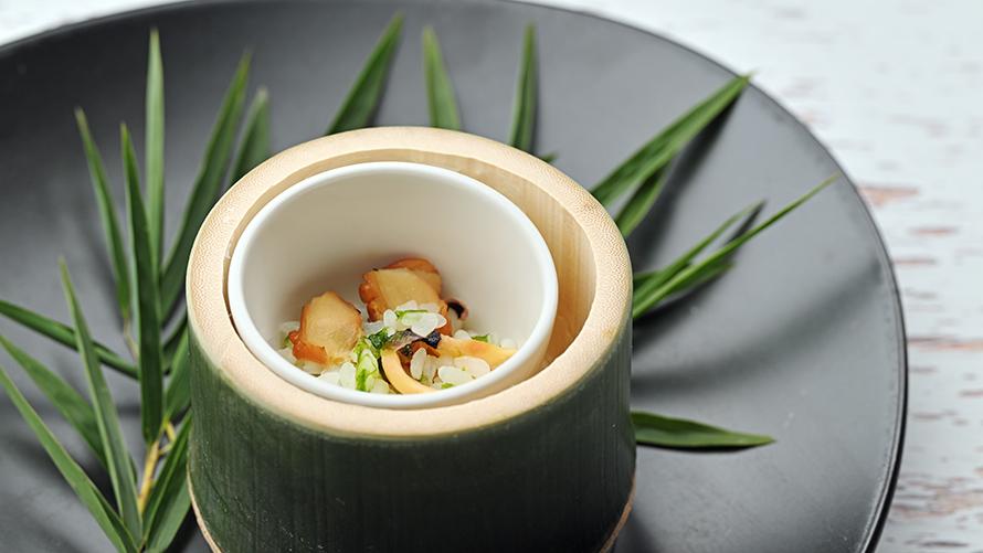 五味五色と言われる日本料理の味と、繊細で美しい彩りで盛りつけた西洋料理とのお皿の上のアートコラボレーション。