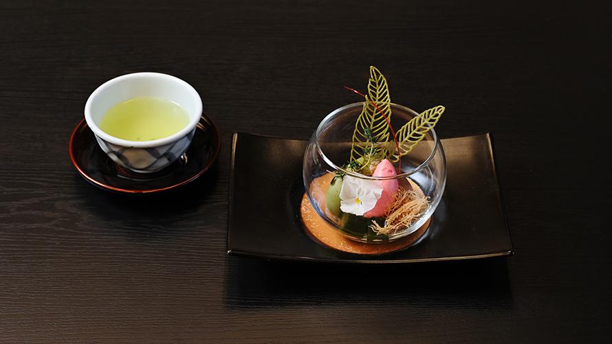 生け花のような和パフェ