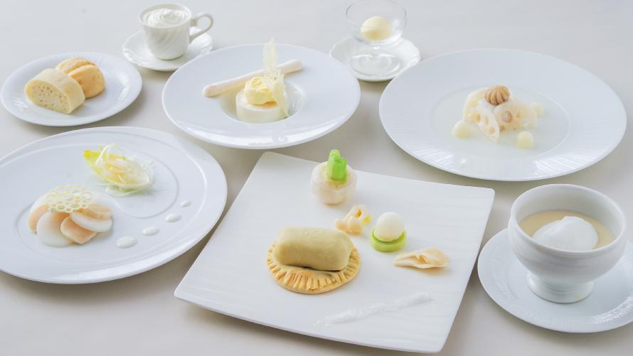 ディナー　メインダイニング