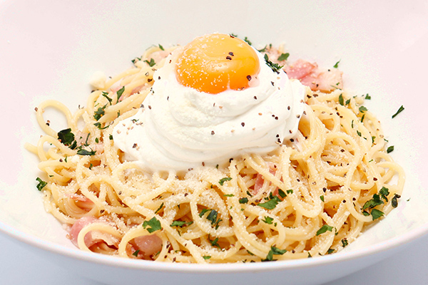 Naeba de Napoli ふわとろ雪クリームカルボナーラ