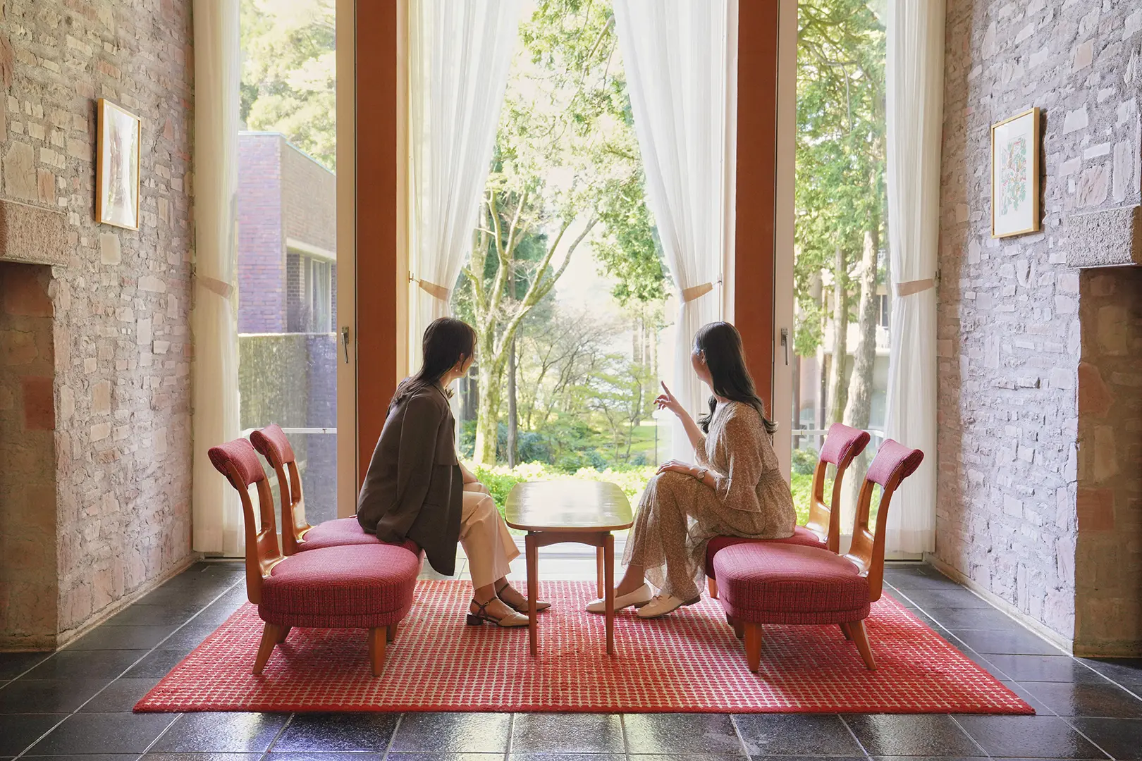 メインロビーの一角でひと休み