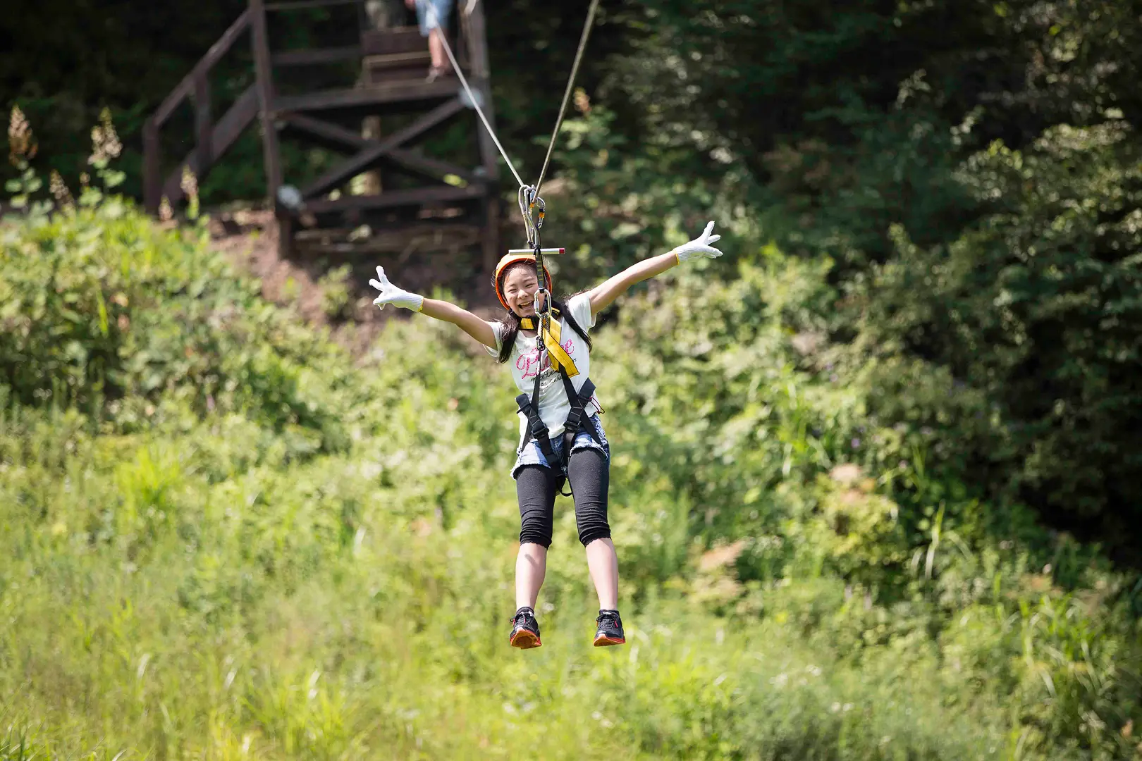 豊富なアウトドアアクティビティに参加できる