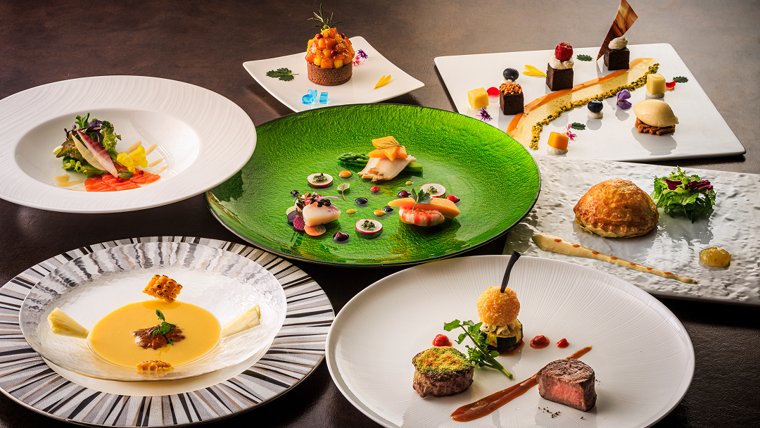 メインダイニングルーム『プラ デュ ジュール