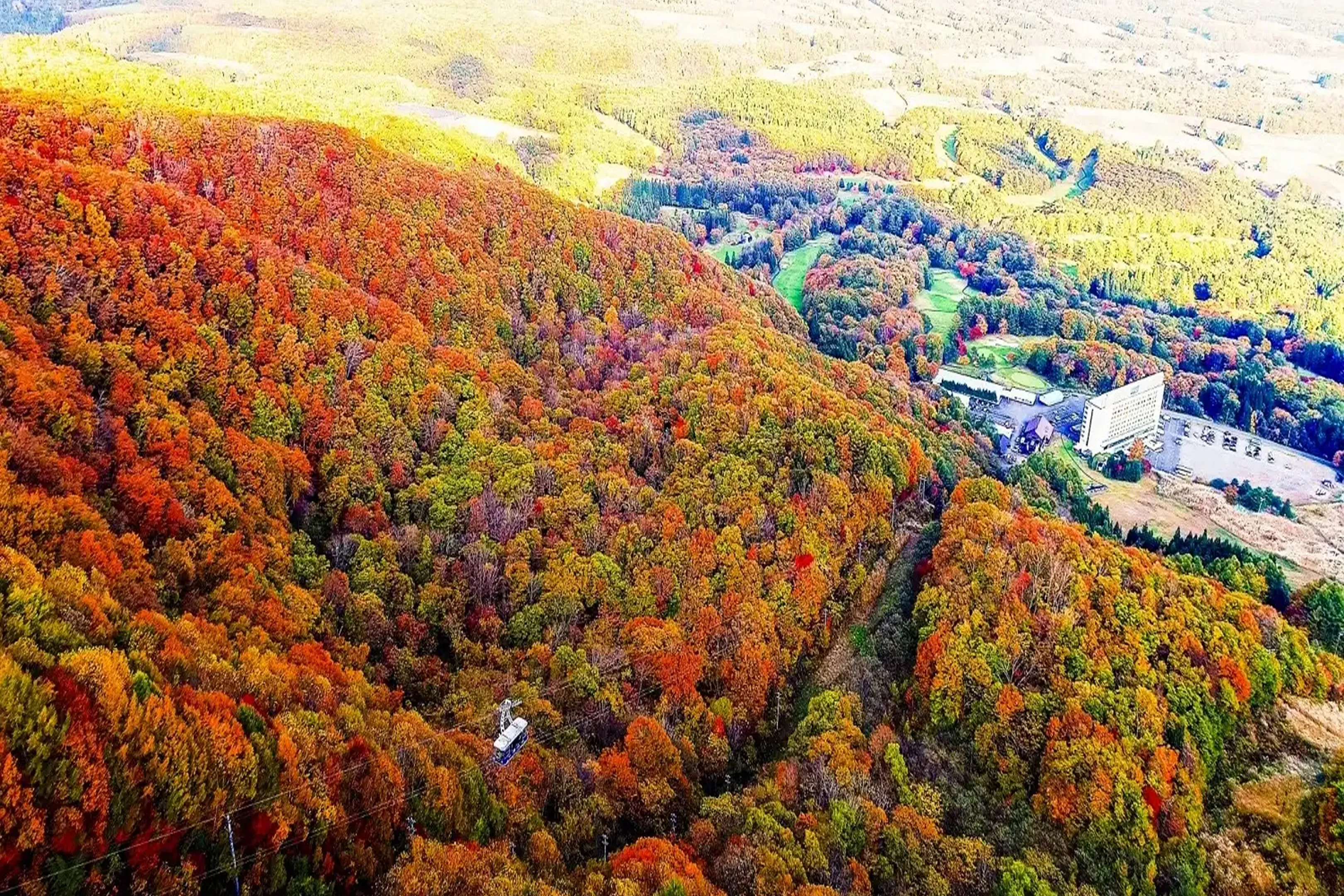 雫石紅葉ロープウェー