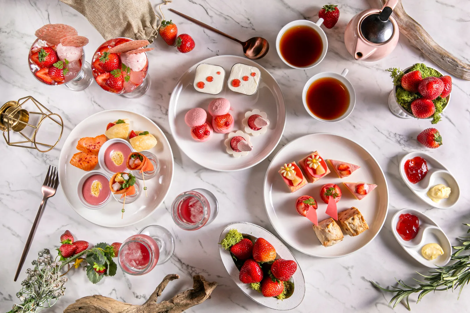 新宿プリンスホテル公式Webサイトより「春の陽気を感じるスイーツの数々」