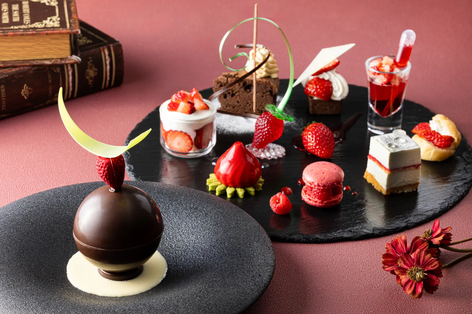 【横浜】新横浜プリンスホテル｜ストロベリースイーツプレート