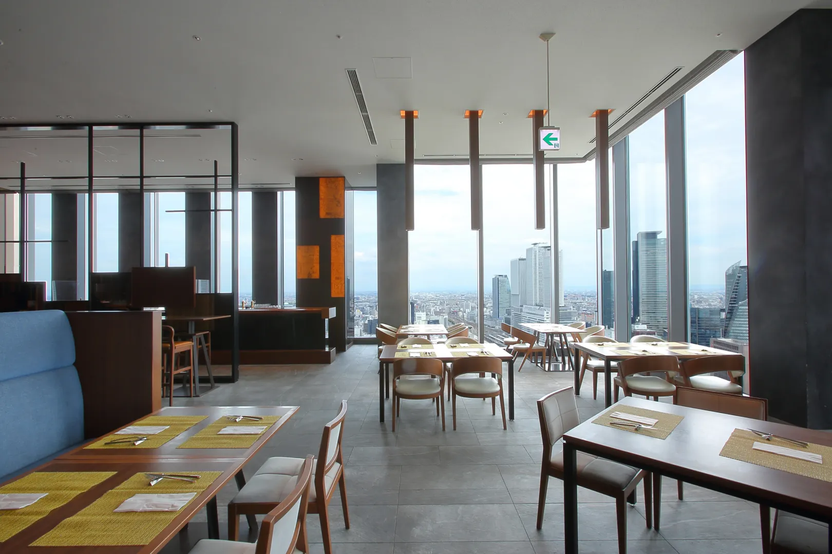 名古屋プリンスホテル スカイタワー公式Webサイトより「レストランの店内」