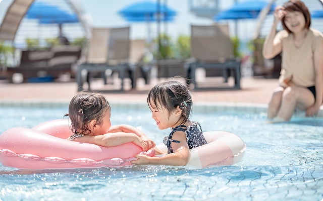 じゃぶじゃぶ水あそび