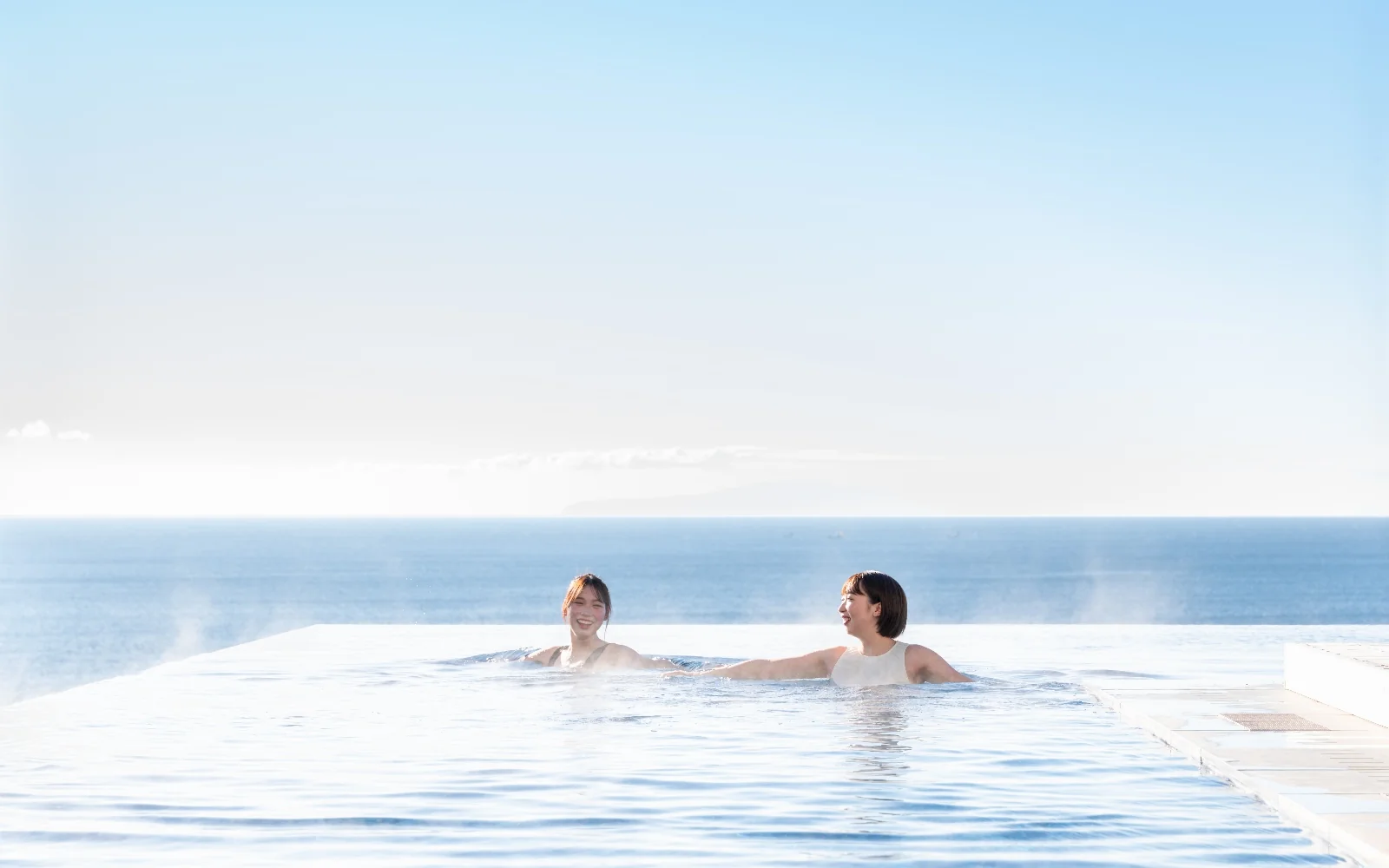 あったかインフィニティ＆海と空と桜に包まれる春の絶景SPA