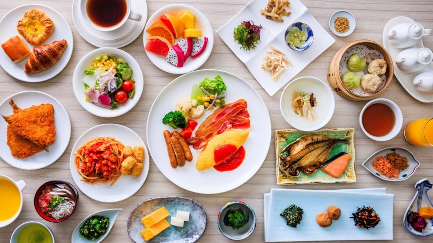 ご朝食は、和・洋・中モーニングブッフェをお楽しみいただけます。