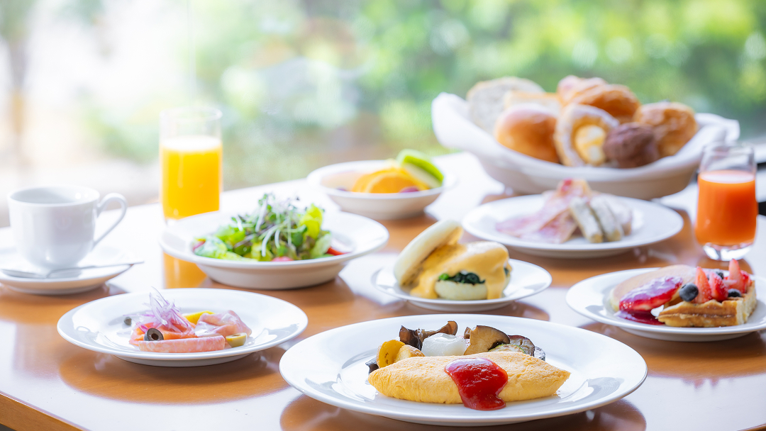50種類以上のメニューが並ぶ朝食ブッフェ