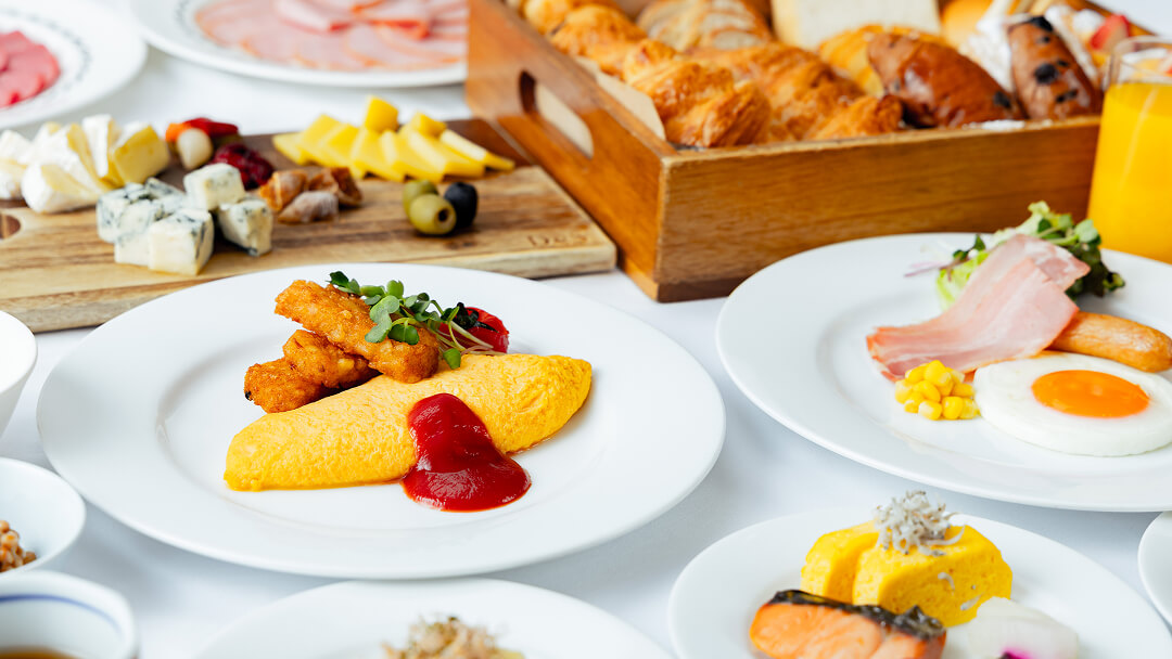 50種類以上のメニューが並ぶ朝食ブッフェ