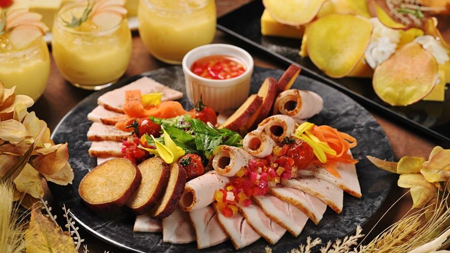 秋の味覚と近江の恵みランチブッフェ (9/16～11/30)