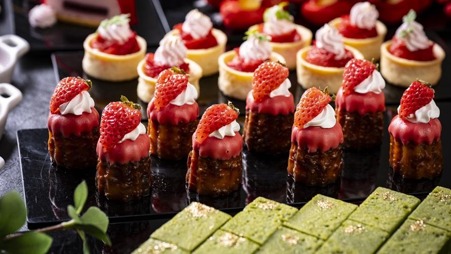 Strawberry & Matcha Sweets Buffet 2026