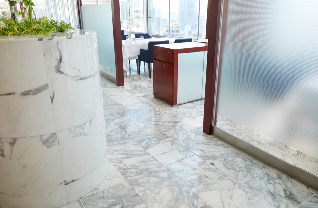 レストラン ブリーズヴェール 通路