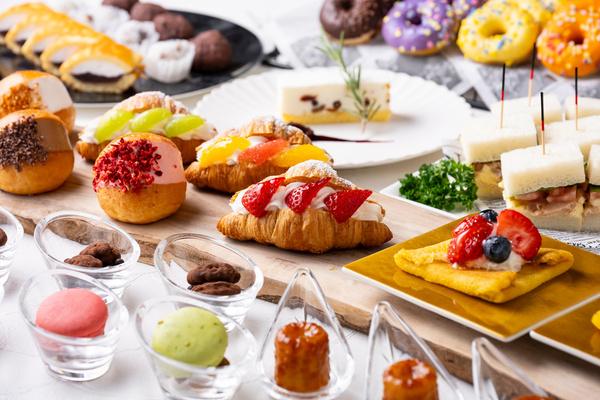 彩り豊かなスイーツの数々