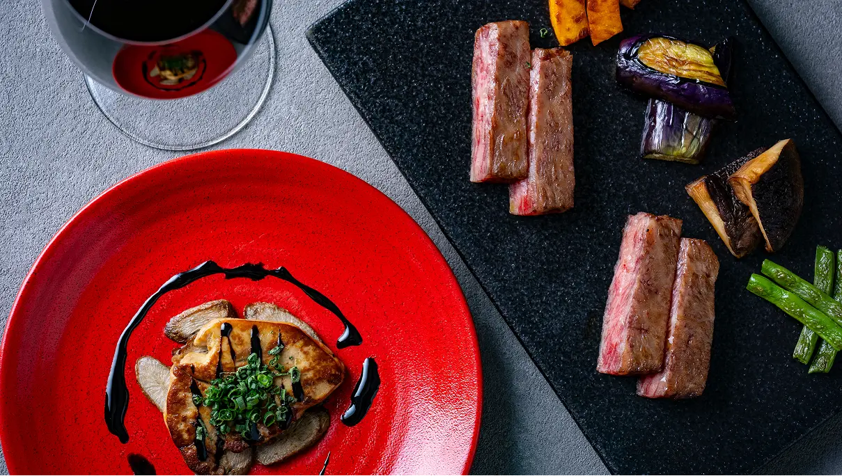 活 車海老、フォアグラの鉄板焼き くまもと黒毛和牛“和王”と“くまもとあか牛”の食べ比べコース