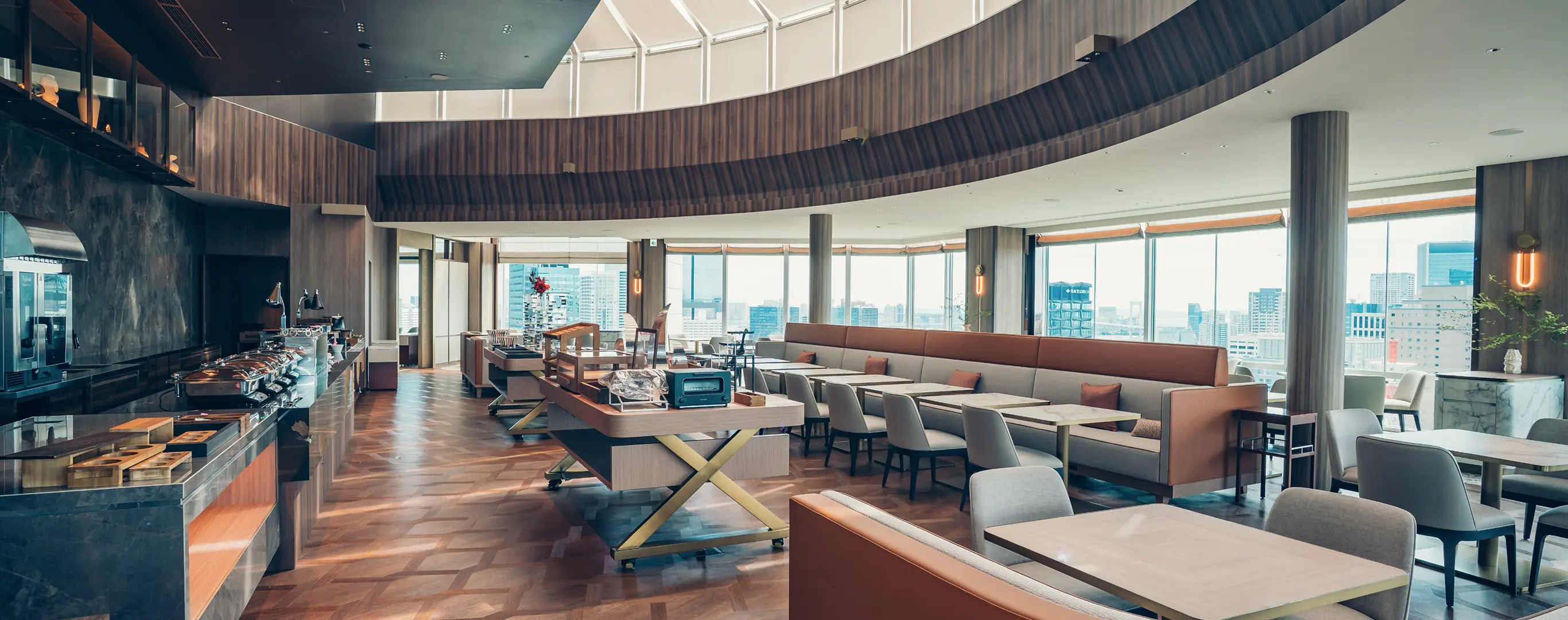 Sky Bar & Dining Stellar Garden