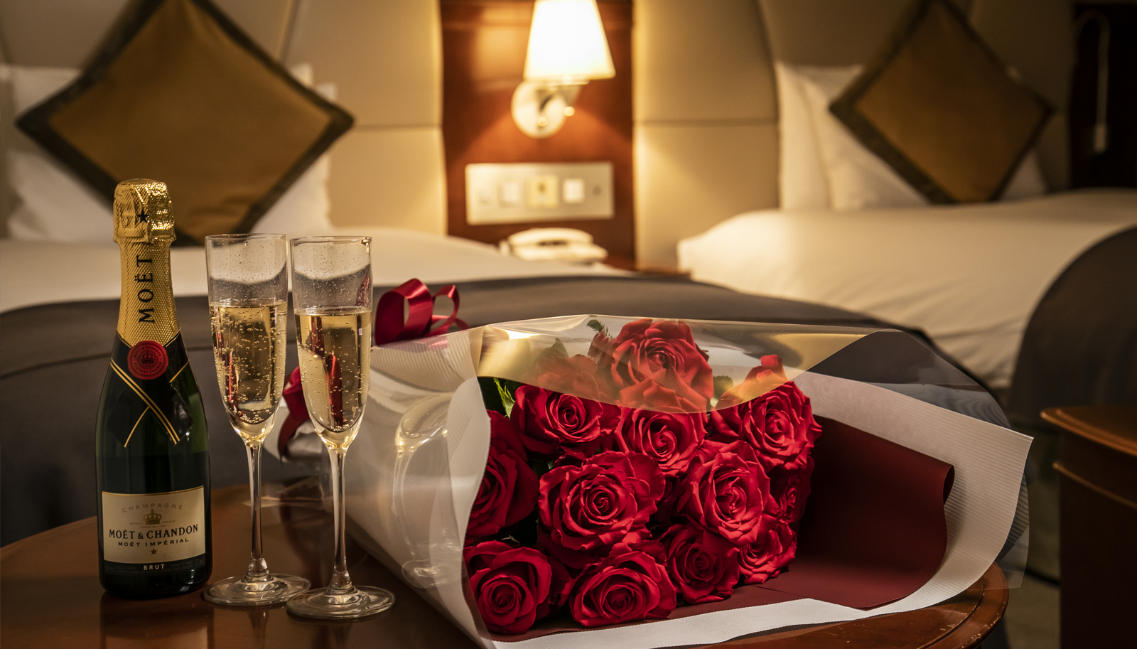 レストランでディナー