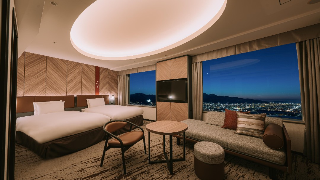 【クラブブレックファースト付き】色めく季節の贈り物 ウェルカムスイーツ付きプラン