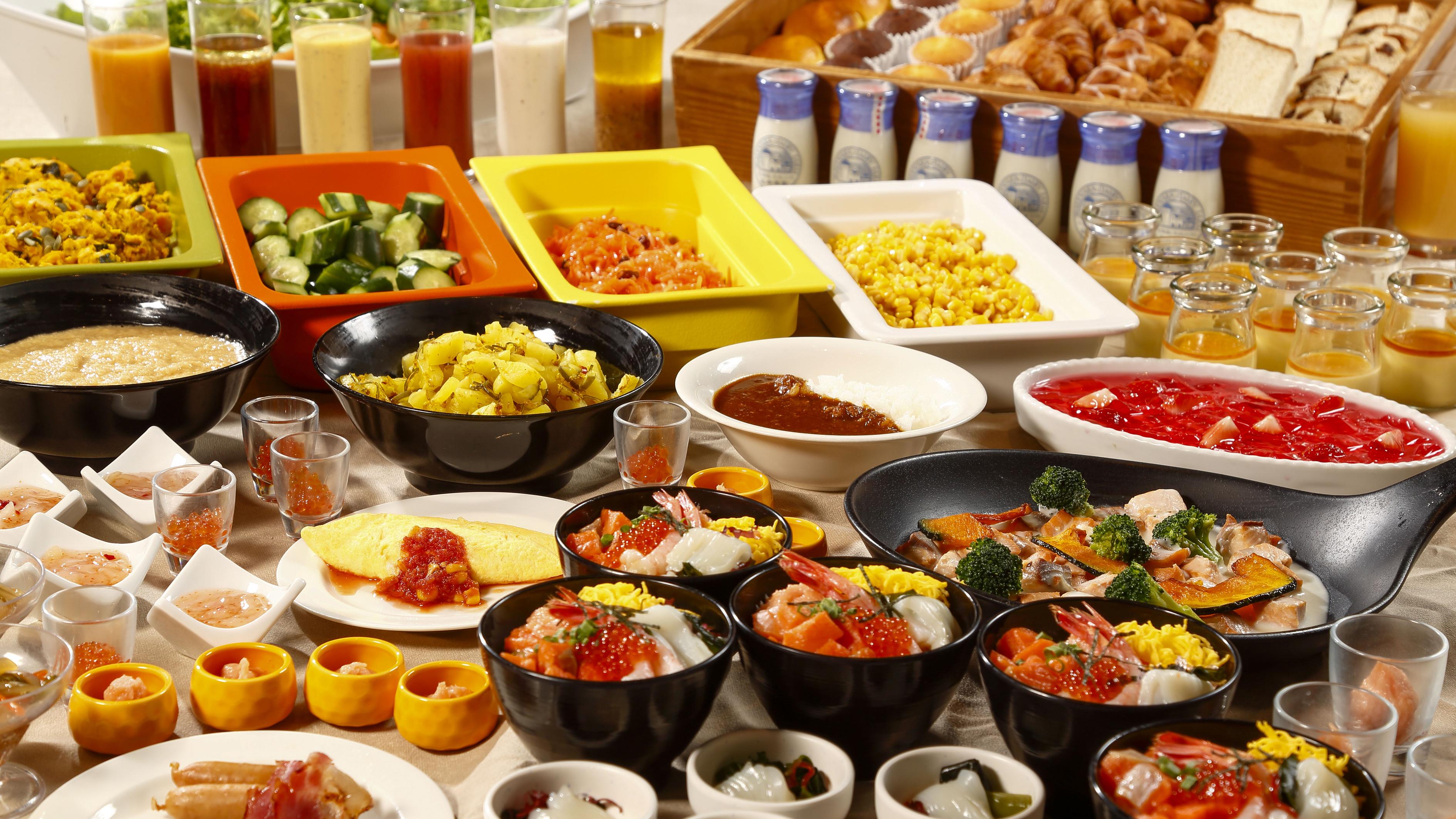 朝食のコンセプトは「もっと北海道朝ごはん」。朝も海の幸やご当地グルメを堪能♪