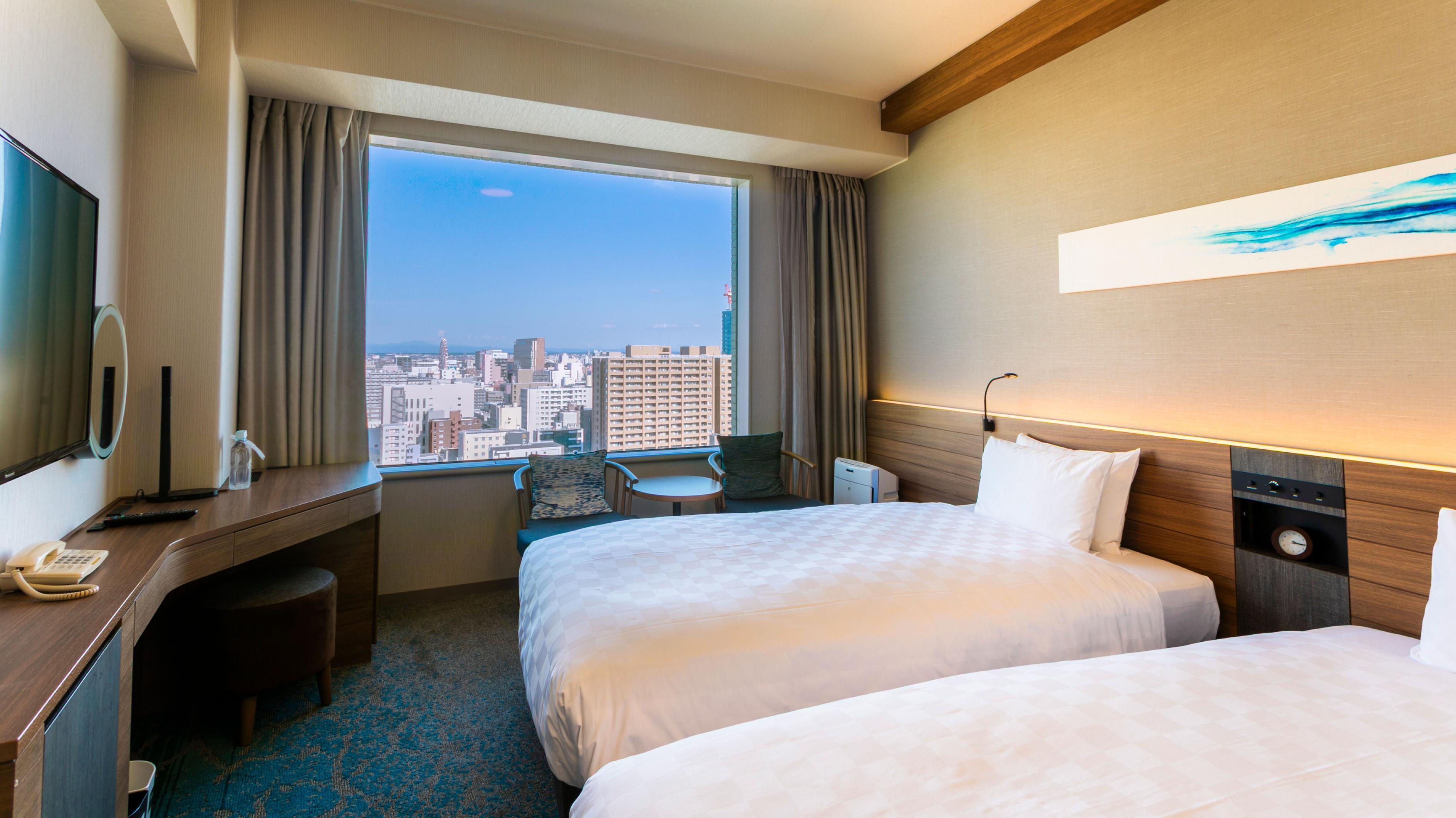 ＜14～21F＞スーペリアフロアは、札幌の豊平川をイメージし、ブルーを基調にしたスタイリッシュな空間です。
