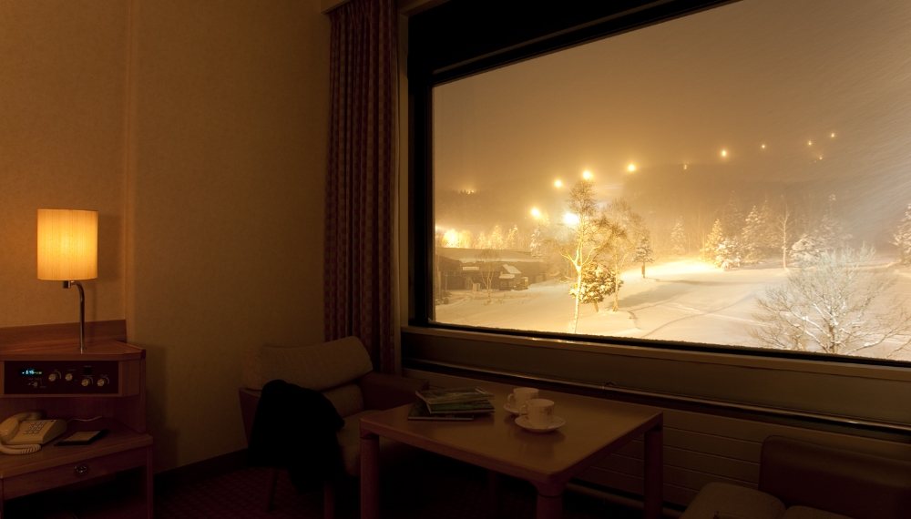 「白銀の世界」を眺める 贅沢な時間