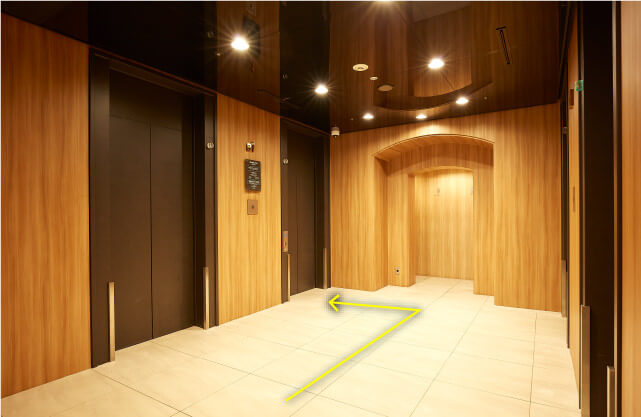 車椅子優先のエレベータについて