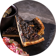 苺のノワールキッシュ