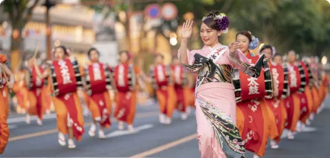盛岡さんさ踊り