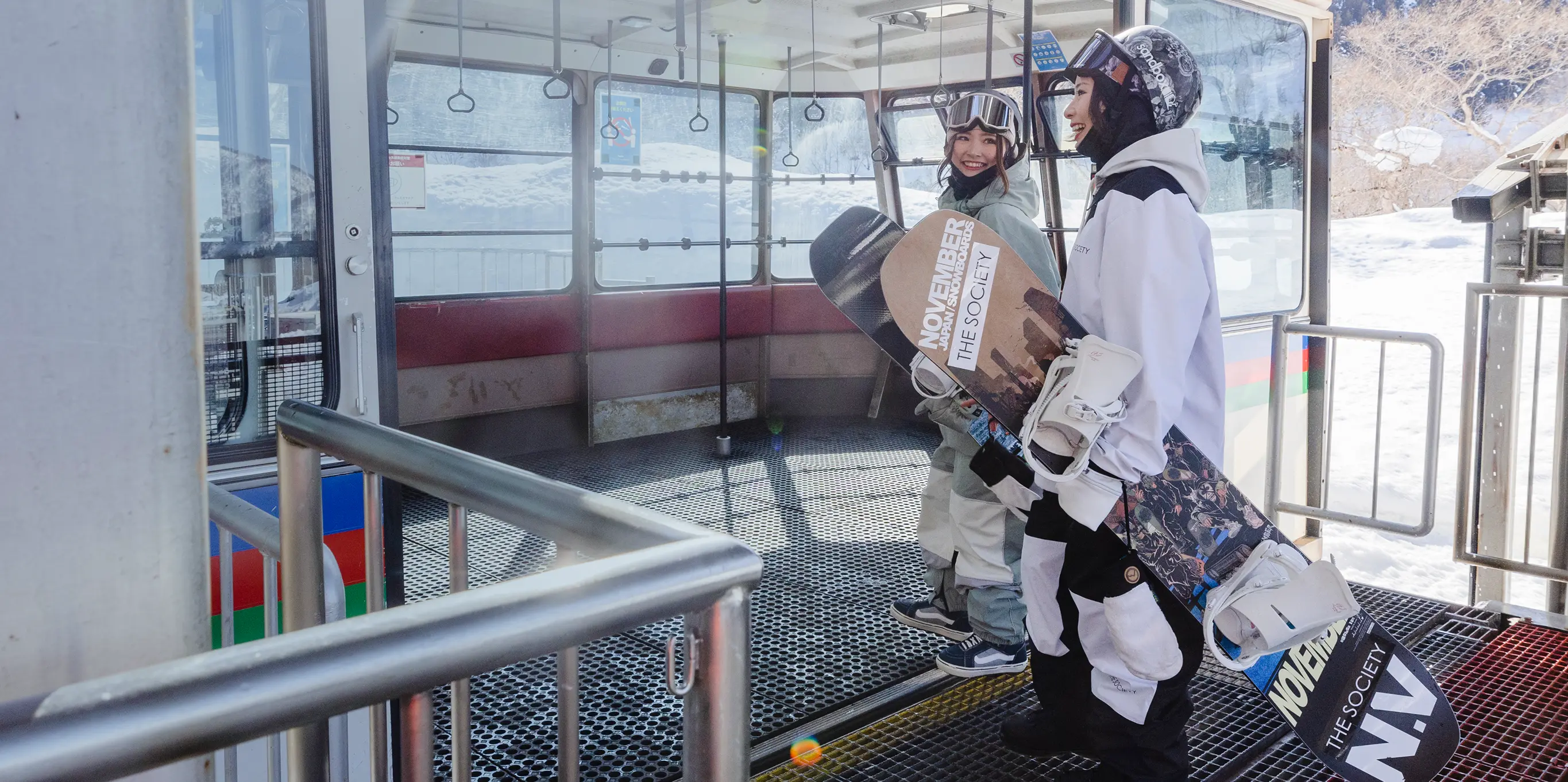 平日20才リフト券無料