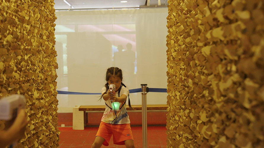 Laser Gun Battle in the Maze