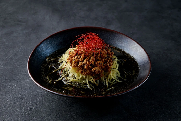 [早川アキ]ブラック担々麺