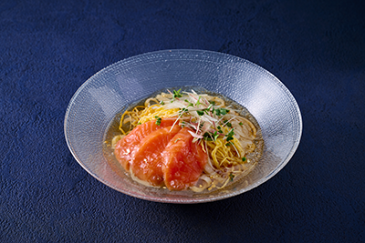 黄金出汁うどん仕立て
