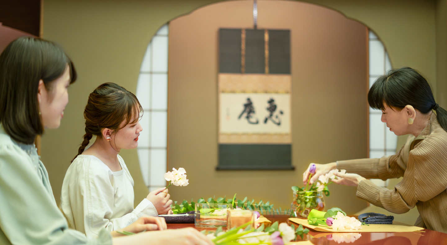 桜のいけばなワークショップ