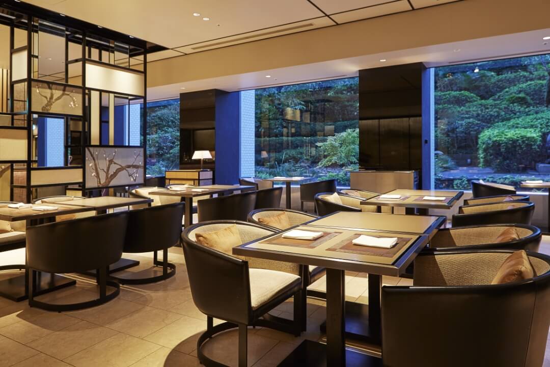 館内