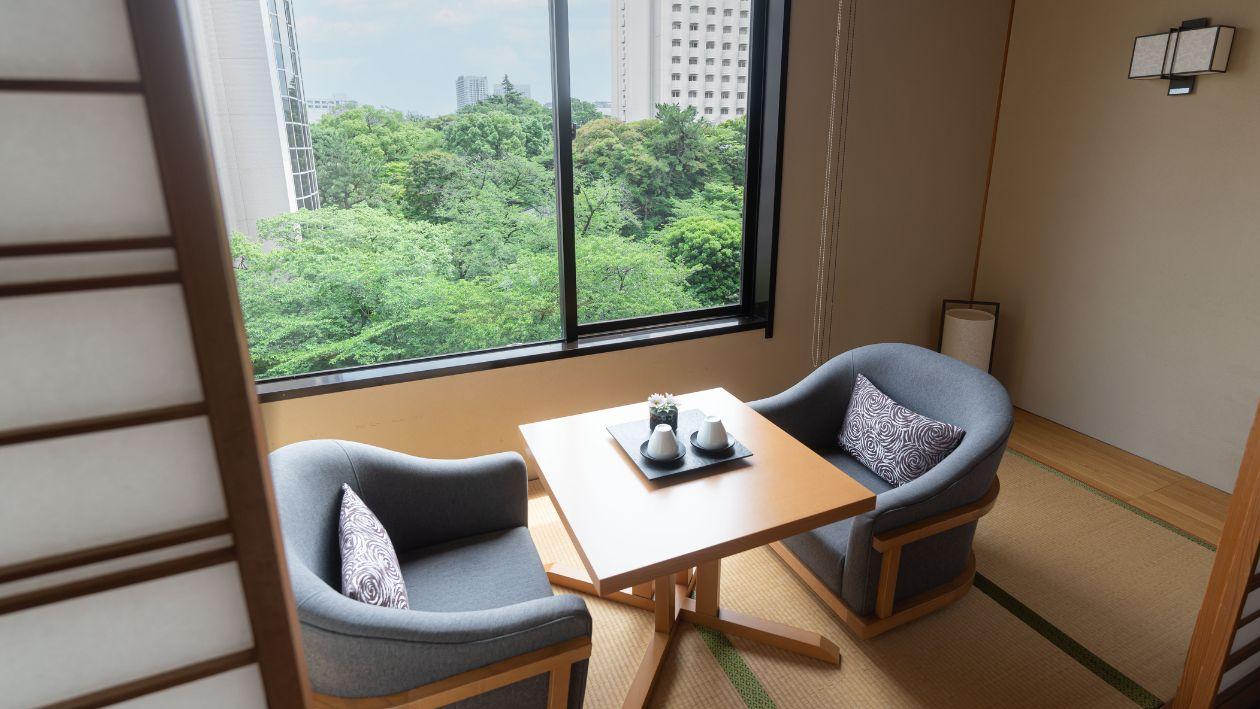 和室ガーデンスイートの広縁。