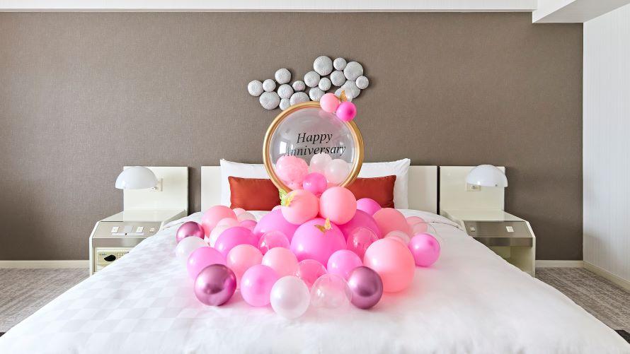 ベッド上のシーズナルバルーンアート