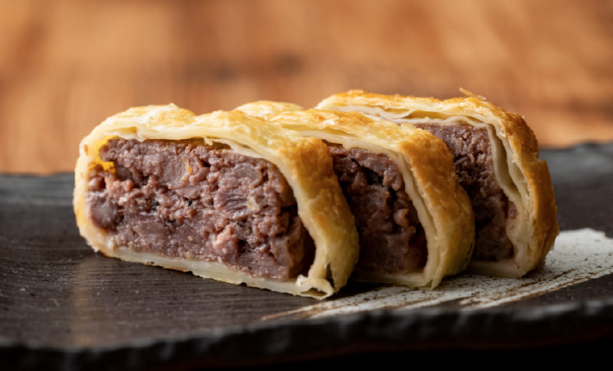 福岡県産ハーブの国産牛のパテ パイ包み焼き