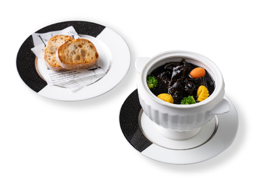 漆黒の国産牛ビーフシチュー