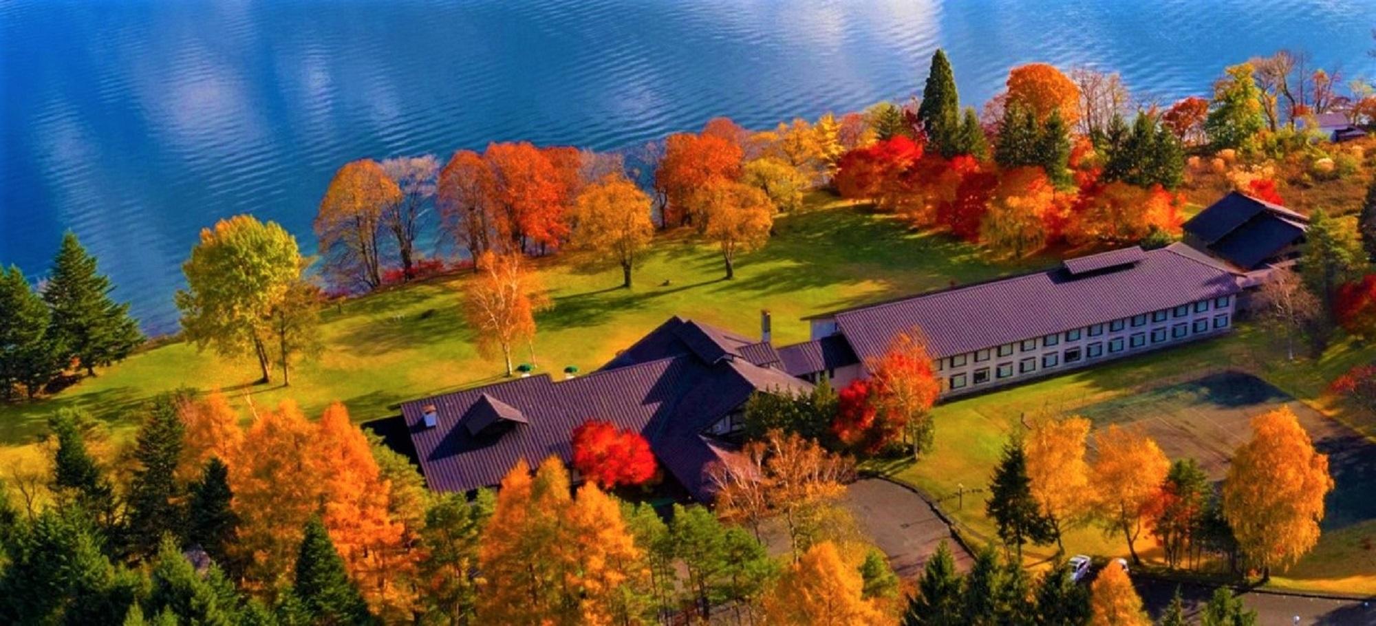 十和田プリンスホテル　秋イメージ