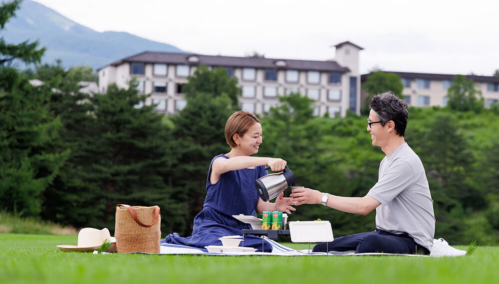 プライベートガーデンで 爽やかな「モーニングピクニック」 